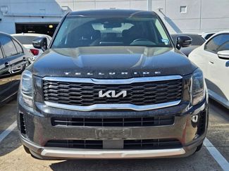 Used 2022 Kia Telluride LX video 2
