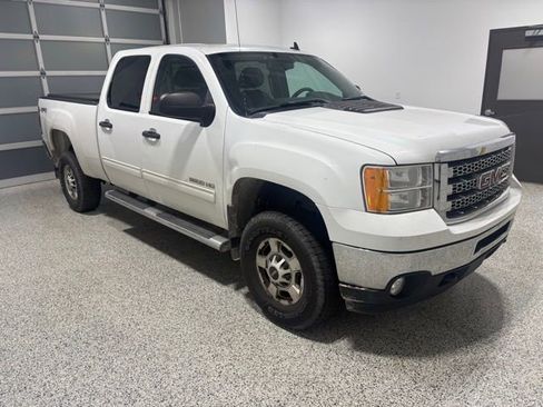 Used 2013 GMC Sierra 2500 SLE w/ SLE Preferred Package image 3