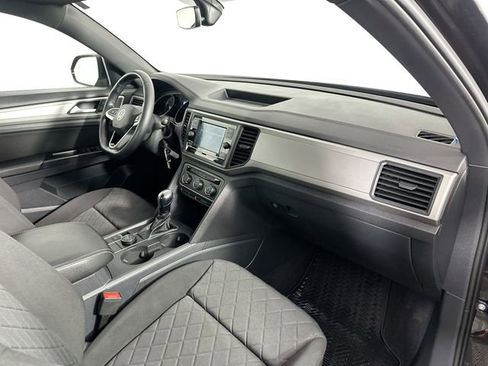 Used 2020 Volkswagen Atlas Cross Sport S image 27