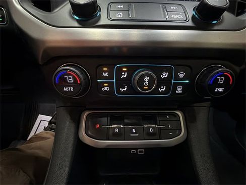 Certified 2021 GMC Acadia SLE w/ Driver Convenience Package image 19