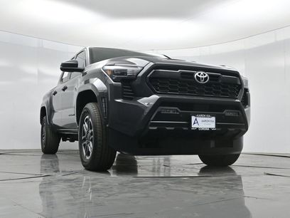 Used 2024 Toyota Tacoma TRD Sport w/ TRD Sport Upgrade Package