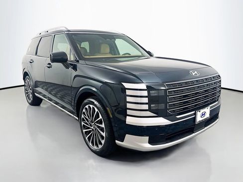 New 2026 Hyundai Palisade Calligraphy FWD image 3