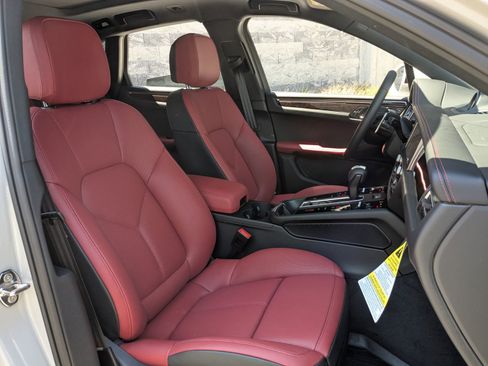 New 2026 Porsche Macan AWD/4WD image 26
