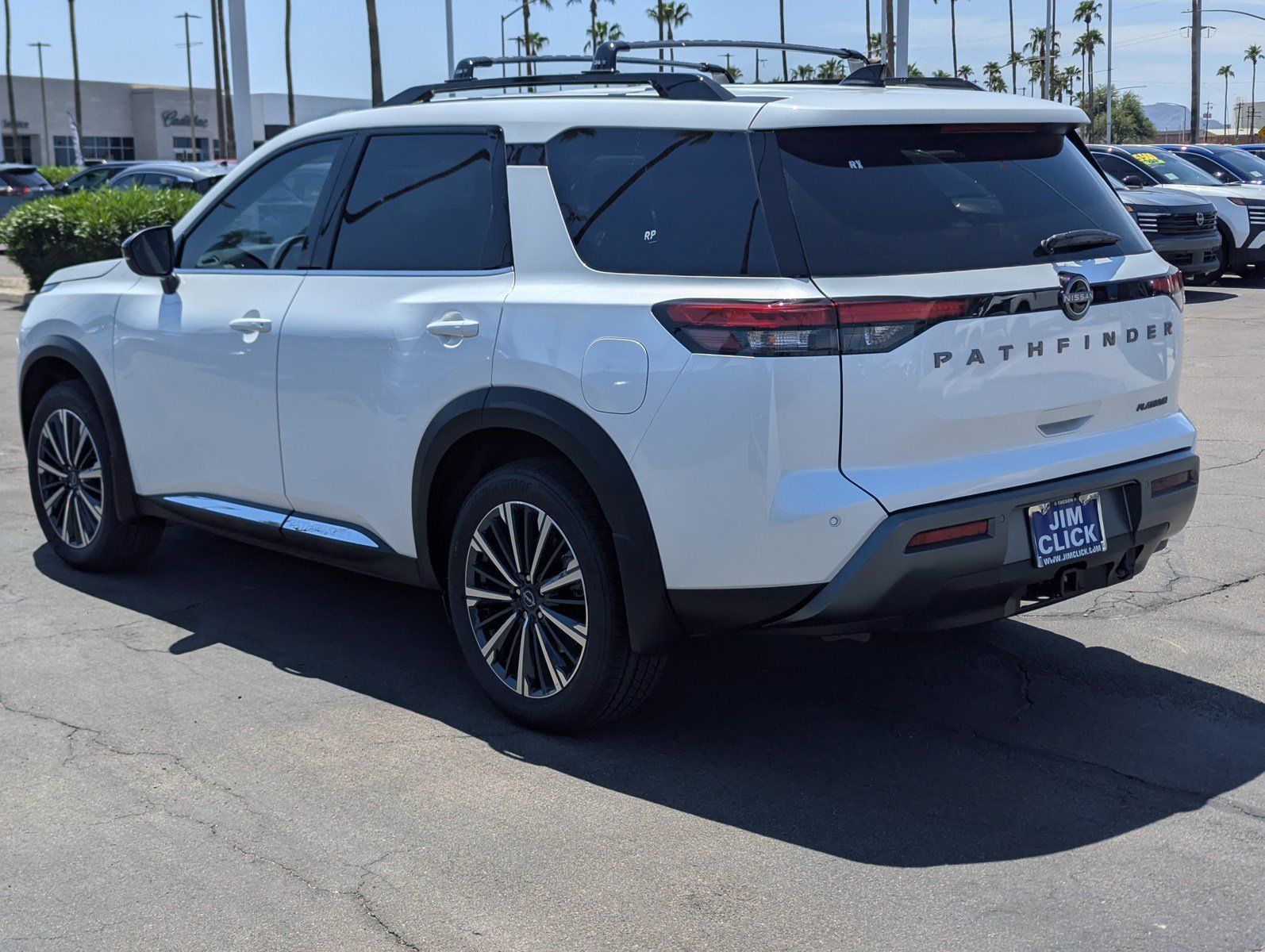New 2026 Nissan Pathfinder Platinum w/ Accent Package FWD image 4