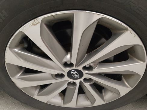 Used 2017 Hyundai Sonata Sport w/ Value Edition Package 02 FWD image 31