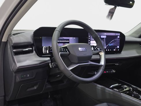New 2026 Audi Q3 quattro 2.0T AWD/4WD image 16