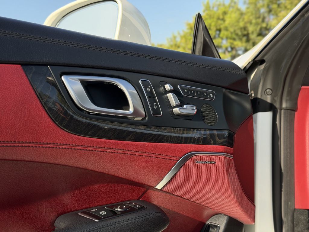 Used 2018 Mercedes-Benz SL 450 image 24