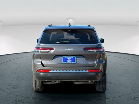 Used 2024 Jeep Grand Cherokee L Limited w/ Luxury Tech Group II image 5