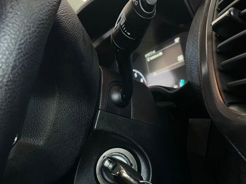 Used 2020 Ford Transit Connect XL image 24