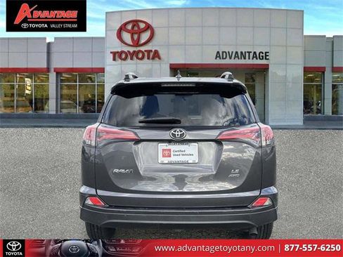 Certified 2018 Toyota RAV4 LE image 4