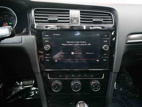 Used 2018 Volkswagen GTI SE w/ SE Leather Package FWD image 17