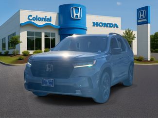 Used 2025 Honda Pilot TrailSport video 2