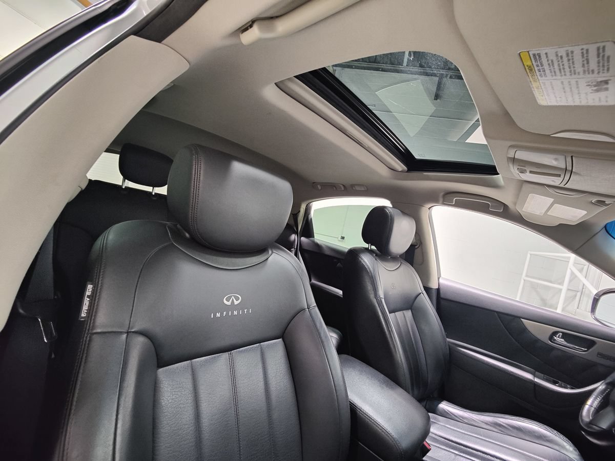 Used 2013 INFINITI FX37 AWD w/ Premium Pkg image 14