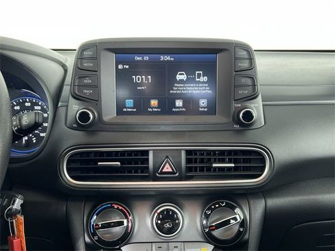 Used 2019 Hyundai Kona SE w/ Cargo Package image 13