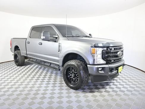 Used 2022 Ford F250 XLT w/ Black Appearance Package AWD/4WD image 10