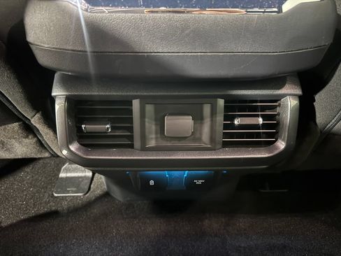 Used 2022 Ford F150 XLT w/ Equipment Group 302A High AWD/4WD image 39