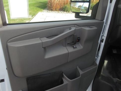 New 2025 Chevrolet Express 3500 w/ Power Convenience Package image 12