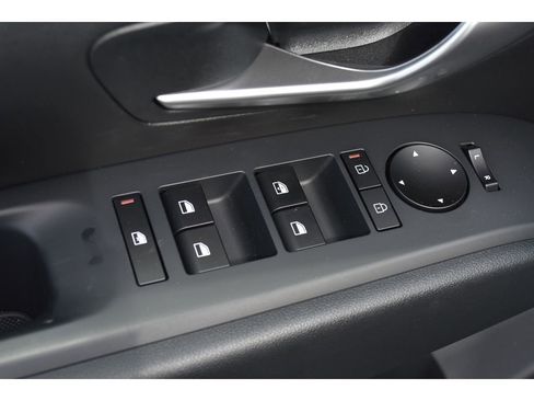 New 2025 Hyundai Santa Cruz SE image 18