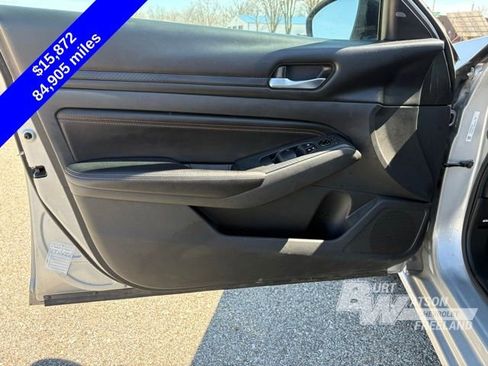 Used 2021 Nissan Altima 2.5 SR image 11