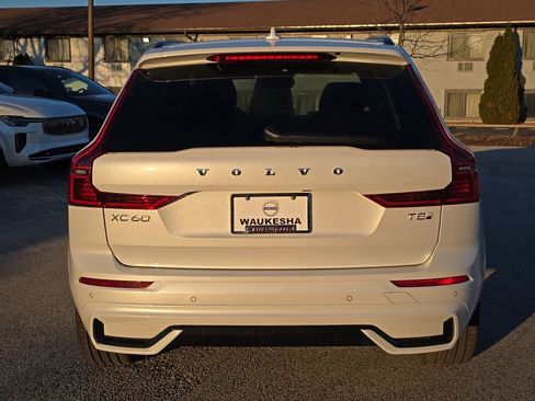 New 2026 Volvo XC60 T8 Ultra w/ Climate Package AWD/4WD image 4