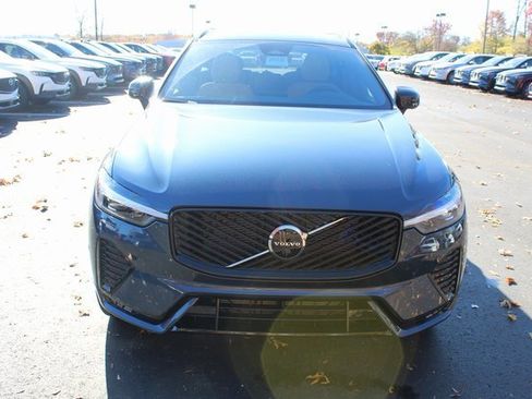 New 2026 Volvo XC60 B5 Plus w/ Protection Package Premier image 8