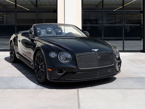 Used 2024 Bentley Continental GT Speed image 35