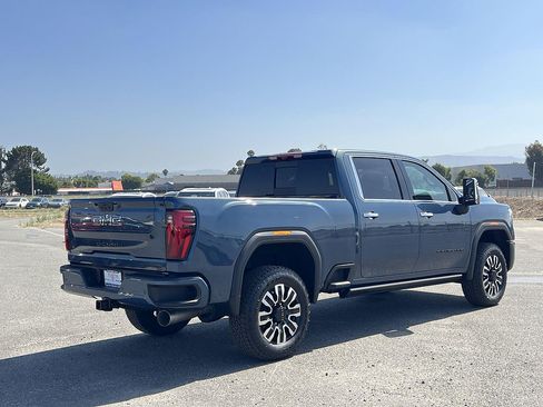 New 2026 GMC Sierra 2500 Denali Ultimate w/ Max Trailering Package AWD/4WD image 3