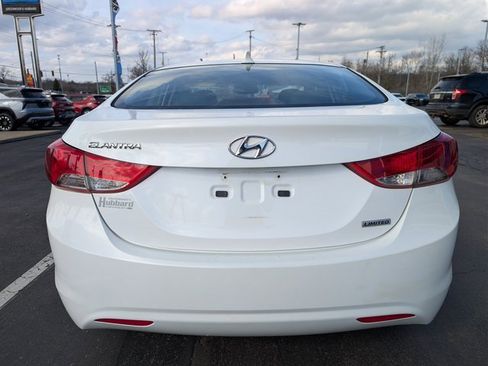 Used 2013 Hyundai Elantra Limited image 4