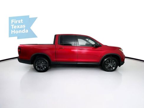 Certified 2025 Honda Ridgeline Sport image 8