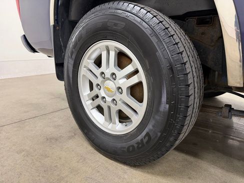 Used 2012 Chevrolet Colorado LT AWD/4WD image 13
