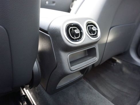 Certified 2025 Mercedes-Benz GLC 300 4MATIC image 48