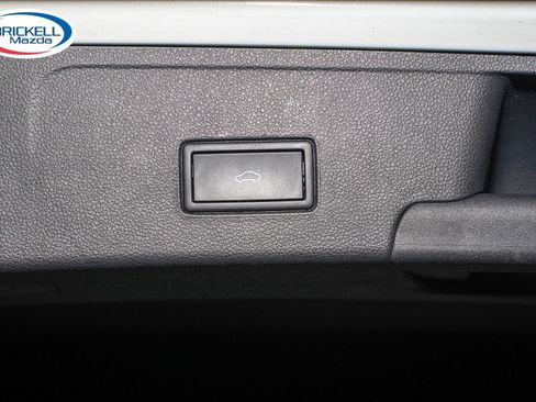 Used 2023 Volkswagen Atlas Cross Sport SEL AWD/4WD image 10