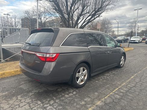 Used 2012 Honda Odyssey Touring Elite image 5