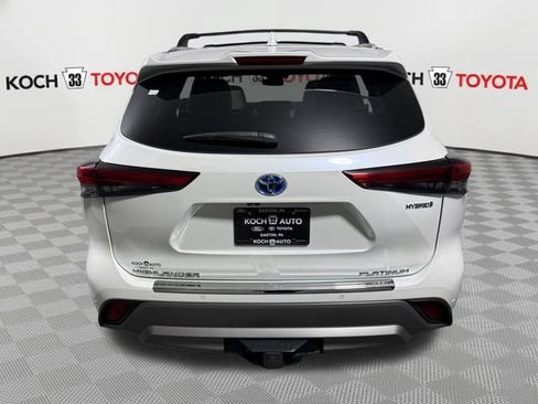 Used 2021 Toyota Highlander Platinum AWD/4WD image 7