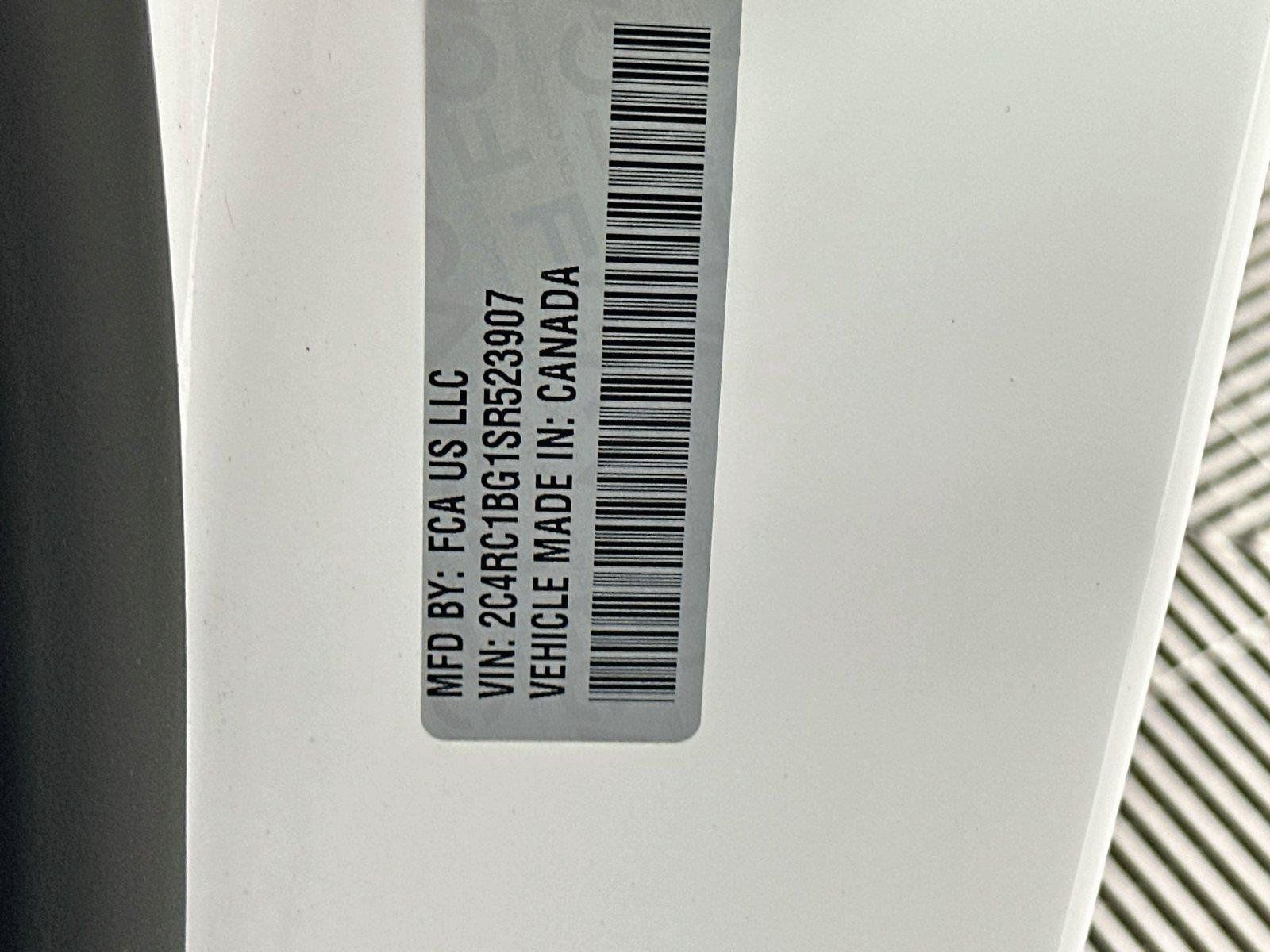 Used 2025 Chrysler Pacifica Select FWD image 22