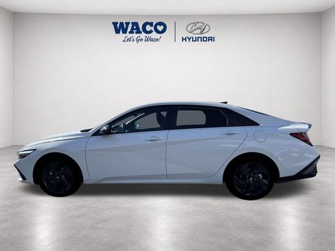 New 2026 Hyundai Elantra Sport FWD image 5