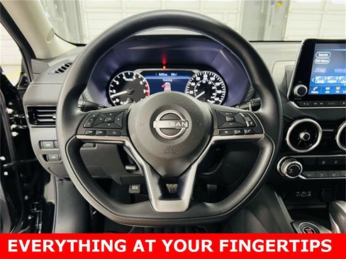 New 2025 Nissan Sentra SV image 5