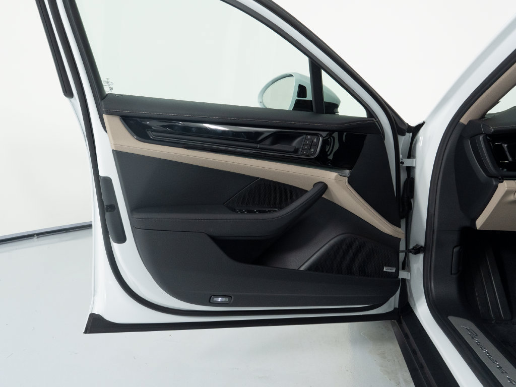 Certified 2026 Porsche Panamera 4 AWD/4WD image 19