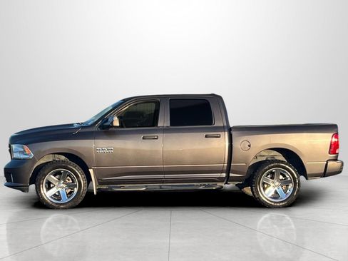 Used 2018 RAM 1500 Express w/ Express Value Package image 7