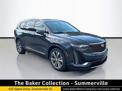 Used 2021 Cadillac XT6 Premium Luxury FWD image 1