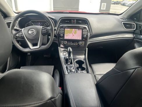 Used 2023 Nissan Maxima Platinum w/ Sport Mat Group FWD image 21