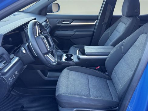 Used 2026 GMC Terrain Elevation image 7