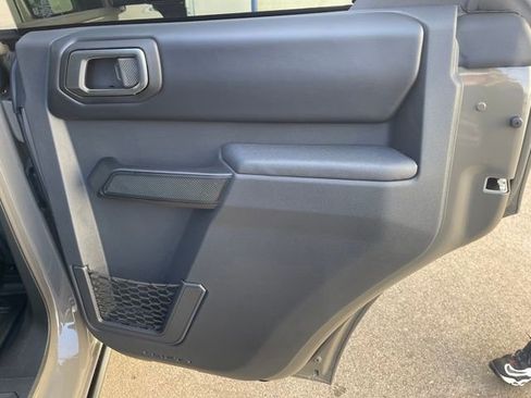 New 2025 Ford Bronco Badlands image 32