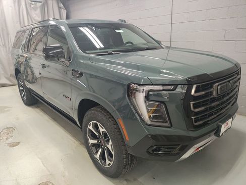 New 2026 GMC Yukon XL AT4 Ultimate AWD/4WD image 5