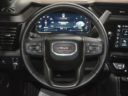 Used 2024 GMC Sierra 2500 AT4 w/ AT4 Premium Plus Package AWD/4WD image 42