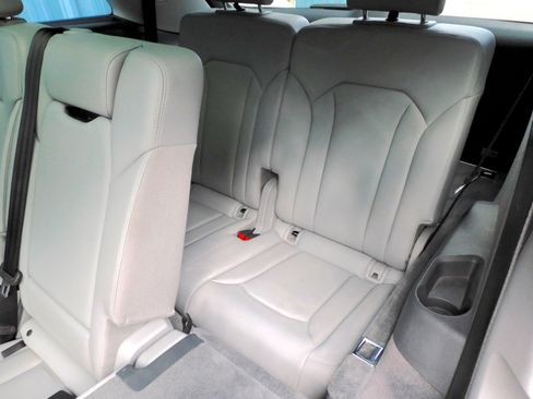 Used 2018 Audi Q7 2.0T Premium Plus w/ Premium Plus Package image 17