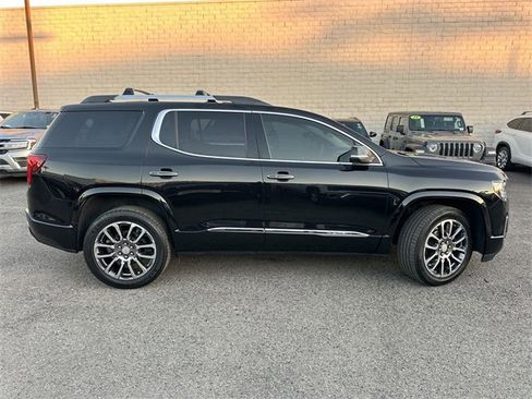Used 2020 GMC Acadia Denali image 3