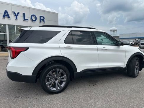New 2026 Ford Explorer Active w/ Active Comfort Package AWD/4WD image 17