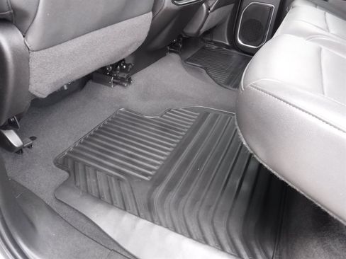 Used 2022 Chevrolet Silverado 1500 LT w/ Z71 Off-Road Package image 12