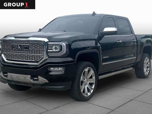 Used 2017 GMC Sierra 1500 Denali w/ Denali Ultimate Package AWD/4WD image 1